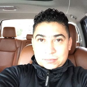 Meet your Posher, Julio